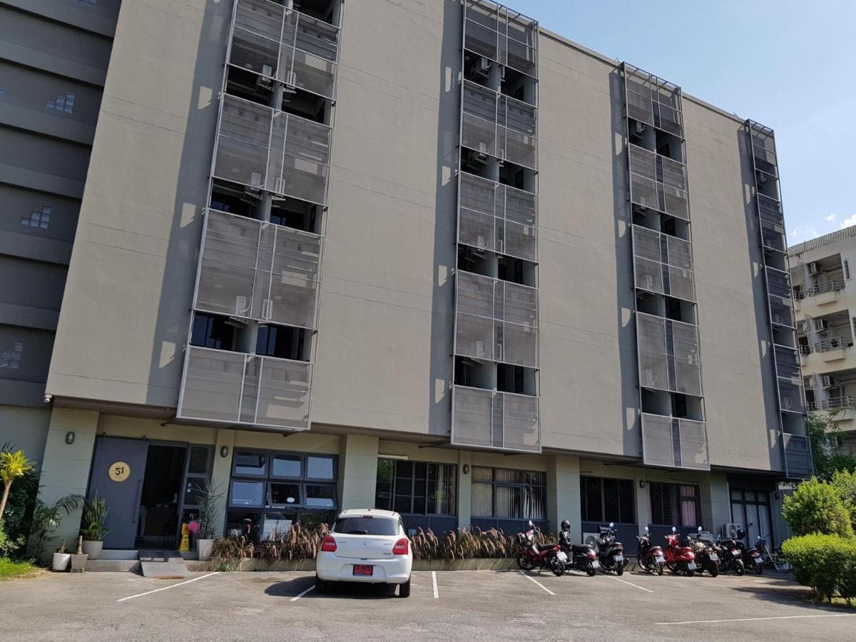 The51Hometel Chiang Mai Dış mekan fotoğraf